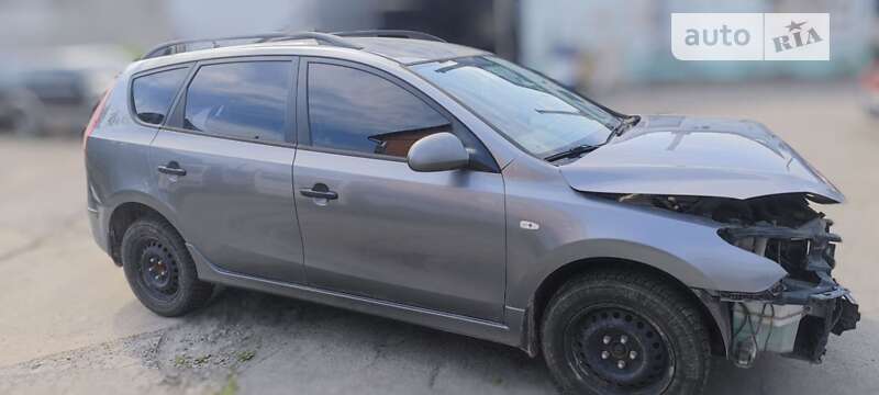 2012 hyundai i30
