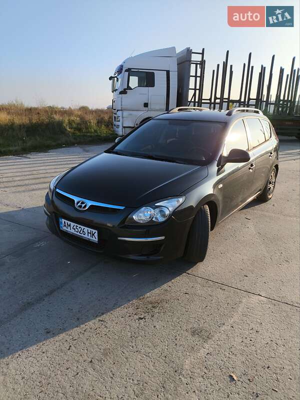 2010 hyundai i30