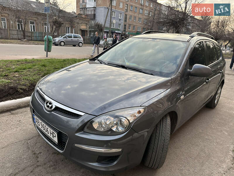 2010 hyundai i30