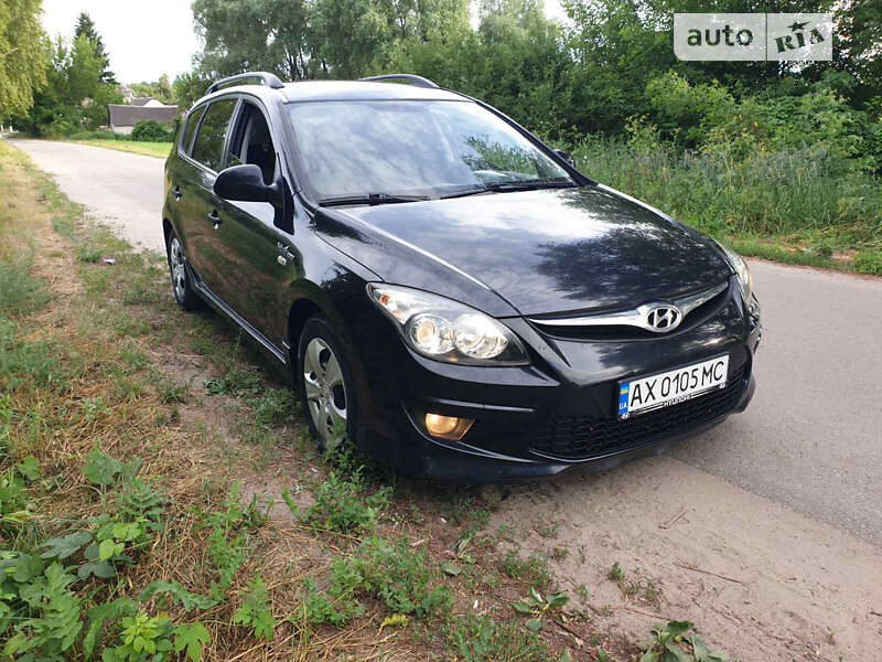 2011 hyundai i30