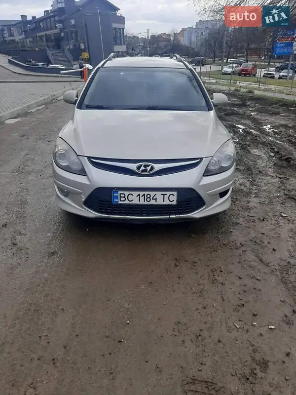 2011 hyundai i30