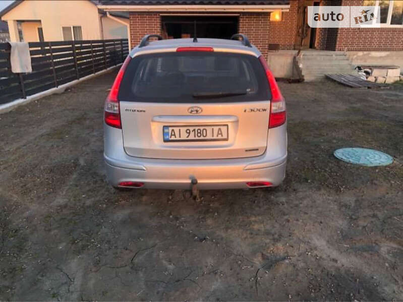 2011 hyundai i30