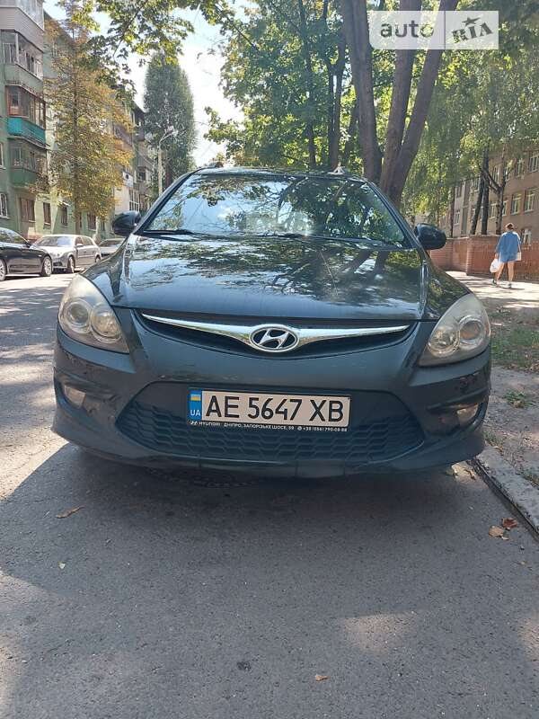 2011 hyundai i30