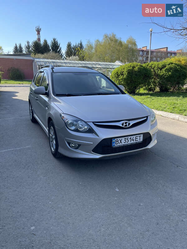 2011 hyundai i30