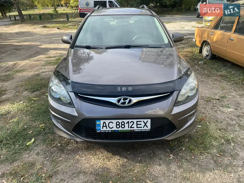 2011 hyundai i30