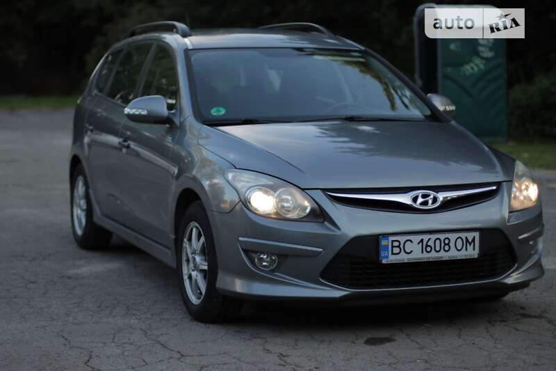 2011 hyundai i30