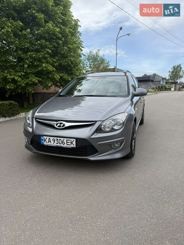 2011 hyundai i30