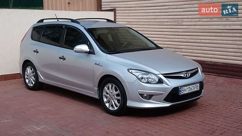 2011 hyundai i30