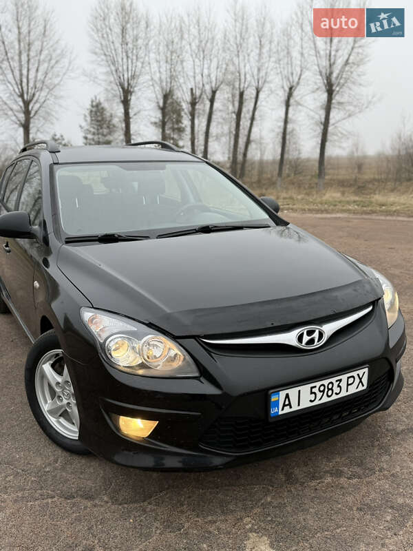 2011 hyundai i30