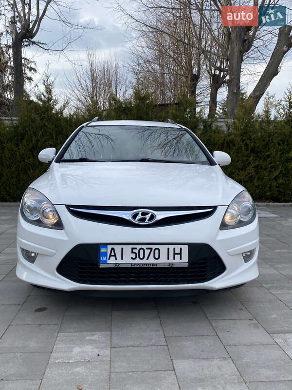 2011 hyundai i30