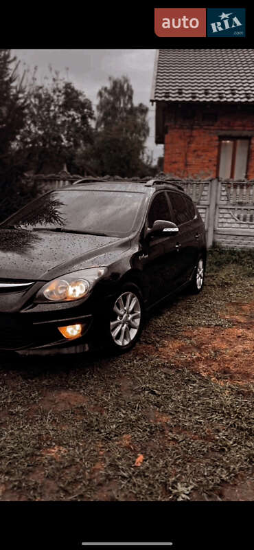 2012 hyundai i30