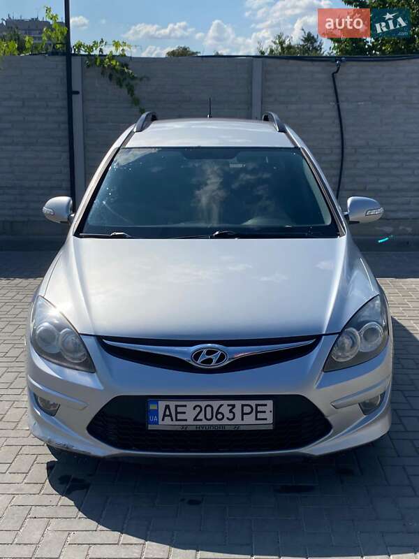2012 hyundai i30