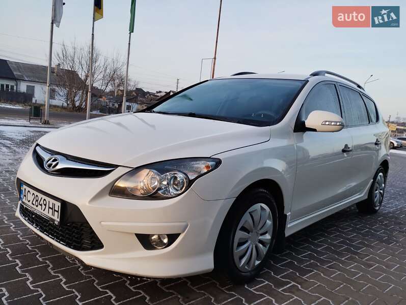2012 hyundai i30