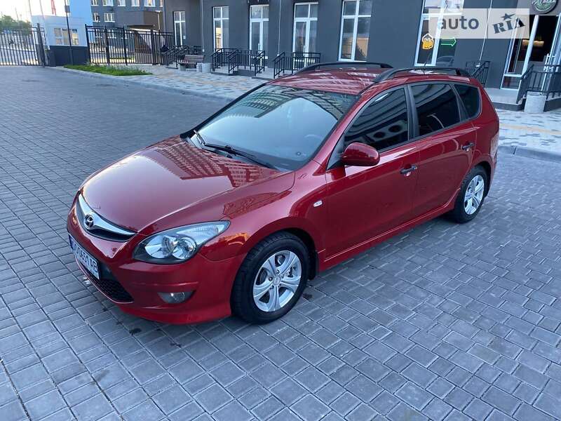2011 hyundai i30