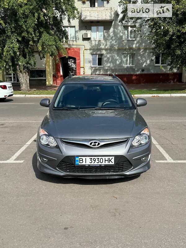 2012 hyundai i30