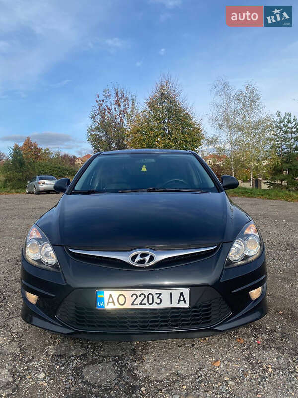 2010 hyundai i30