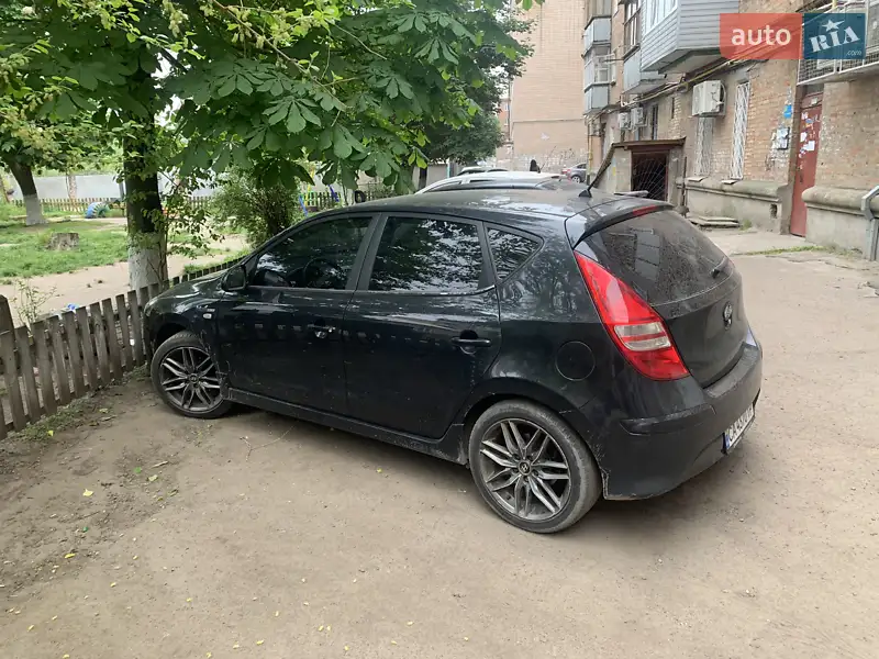 2010 hyundai i30