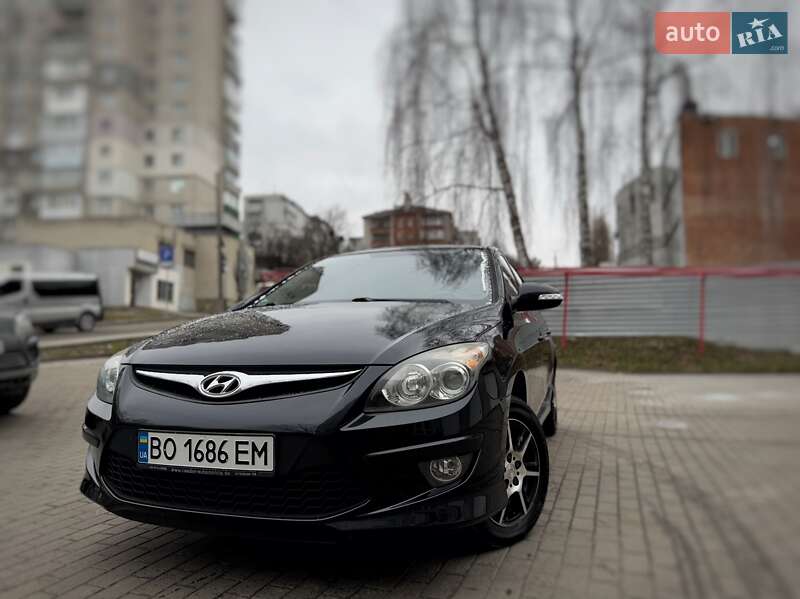 2011 hyundai i30