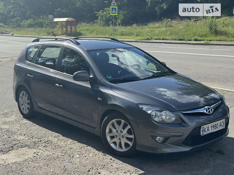 2010 hyundai i30