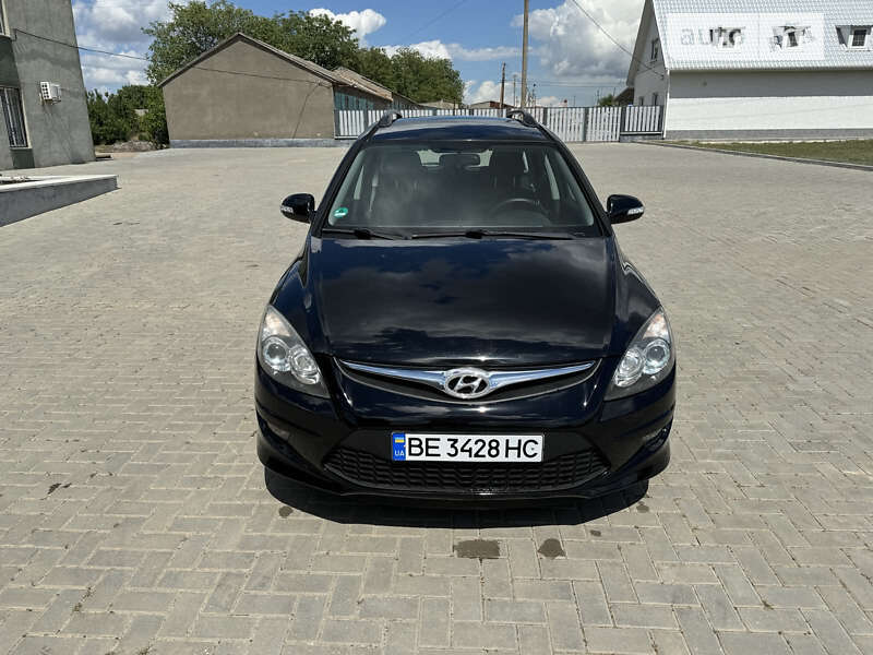 2011 hyundai i30