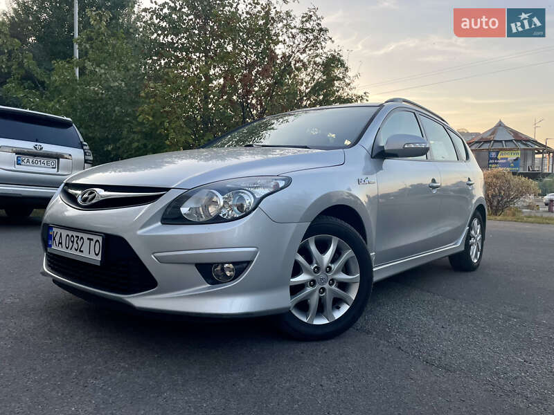 2011 hyundai i30