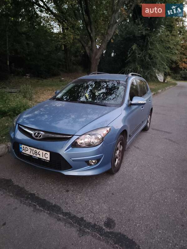 2011 hyundai i30
