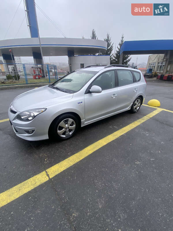 2010 hyundai i30
