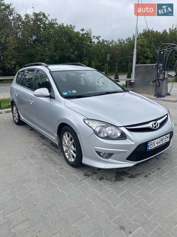 2010 hyundai i30