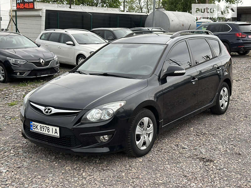 2011 hyundai i30