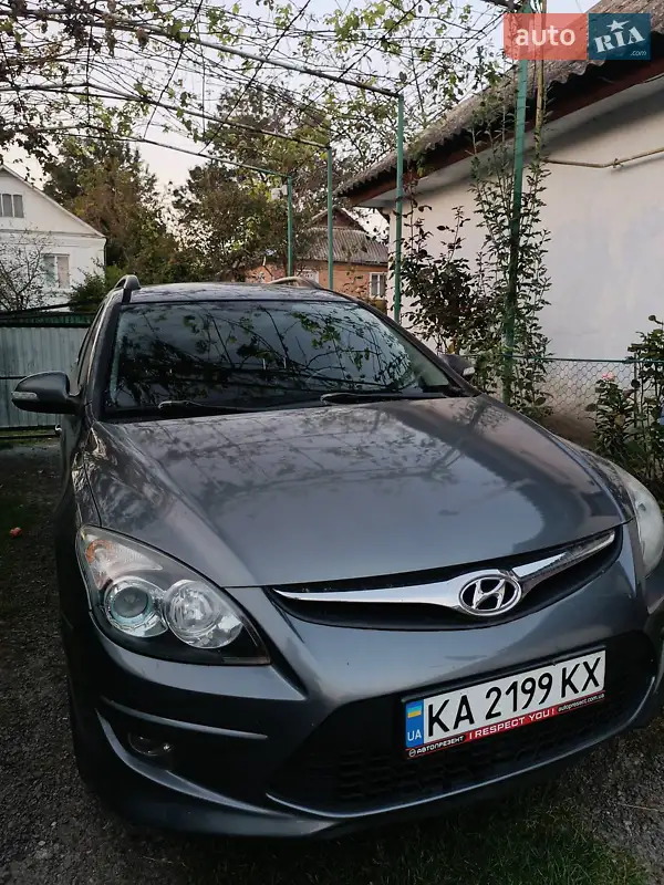 2011 hyundai i30