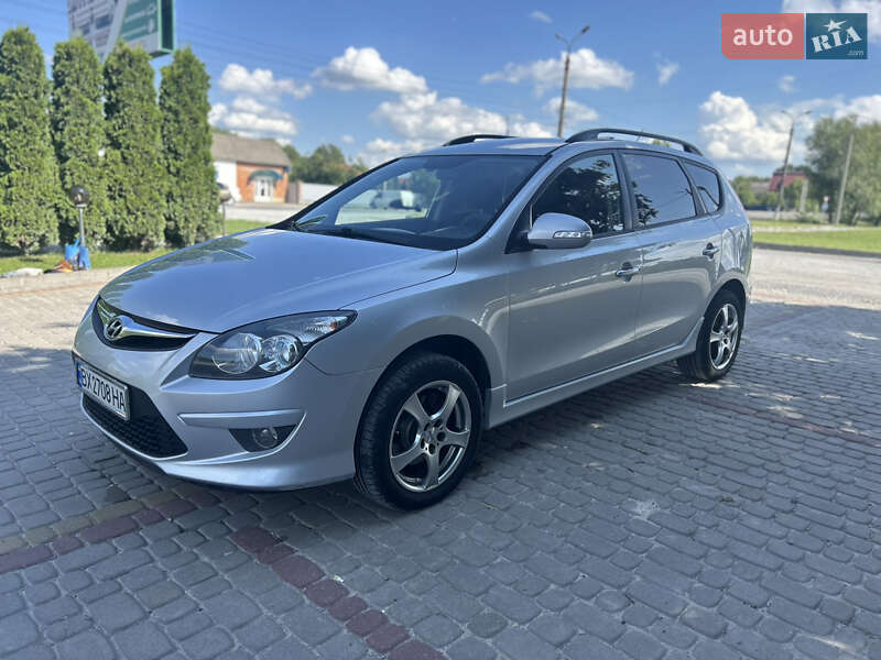 2011 hyundai i30