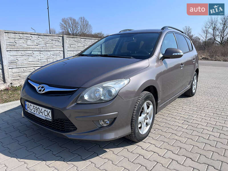 2011 hyundai i30