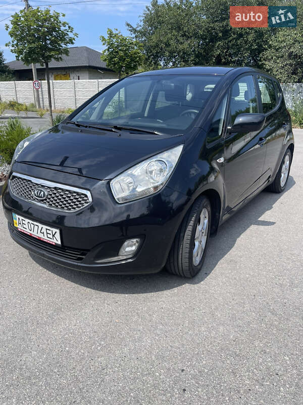 2010 kia venga