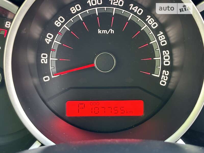 2010 kia venga