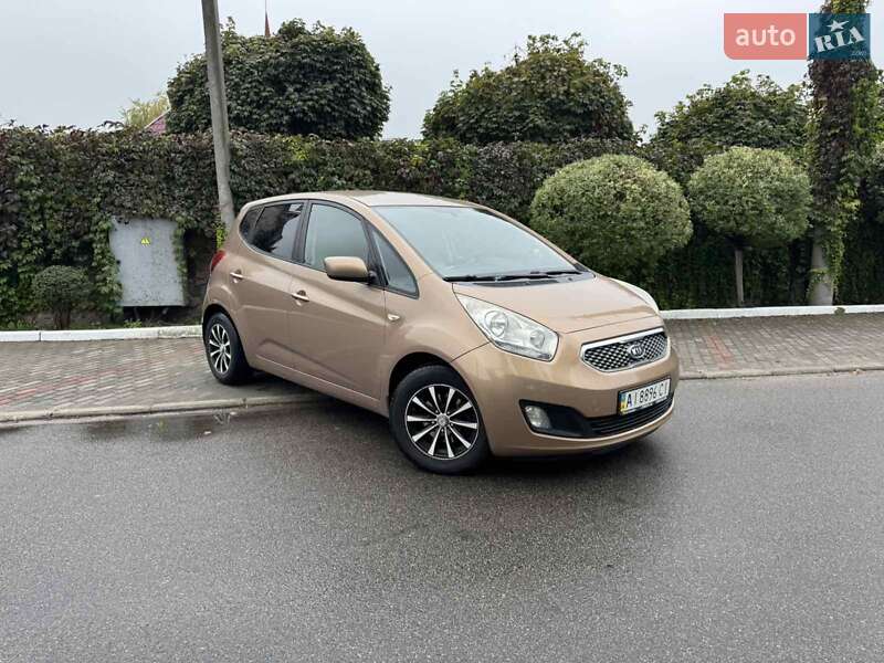 2011 kia venga