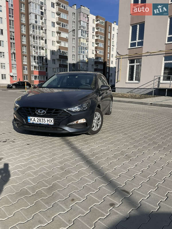 2022 hyundai i30