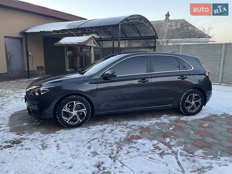 2021 hyundai i30