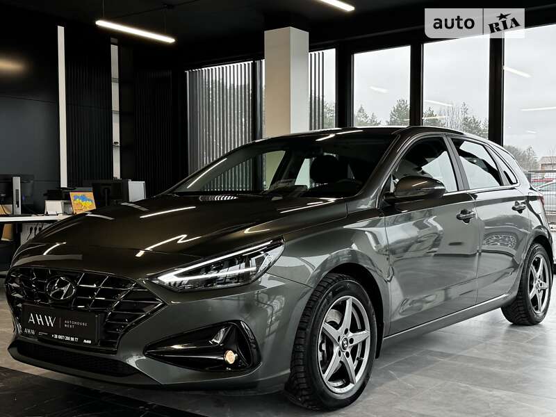 2023 hyundai i30