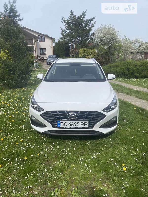 2022 hyundai i30
