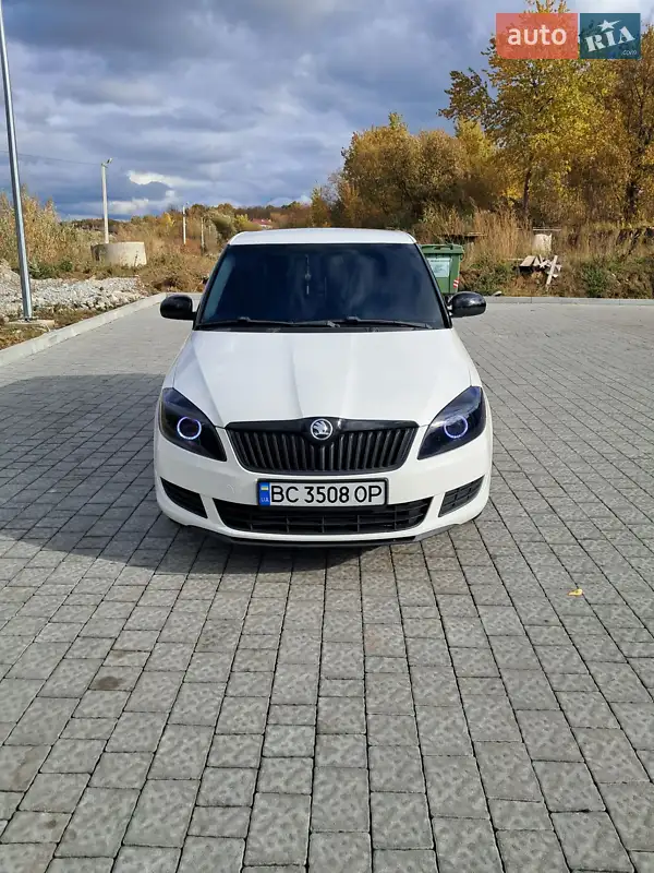2010 skoda fabia