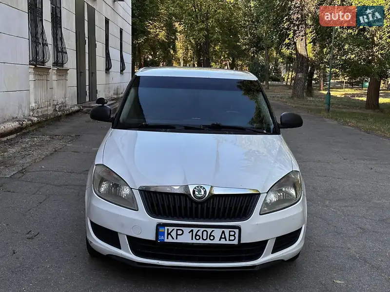 2012 skoda fabia