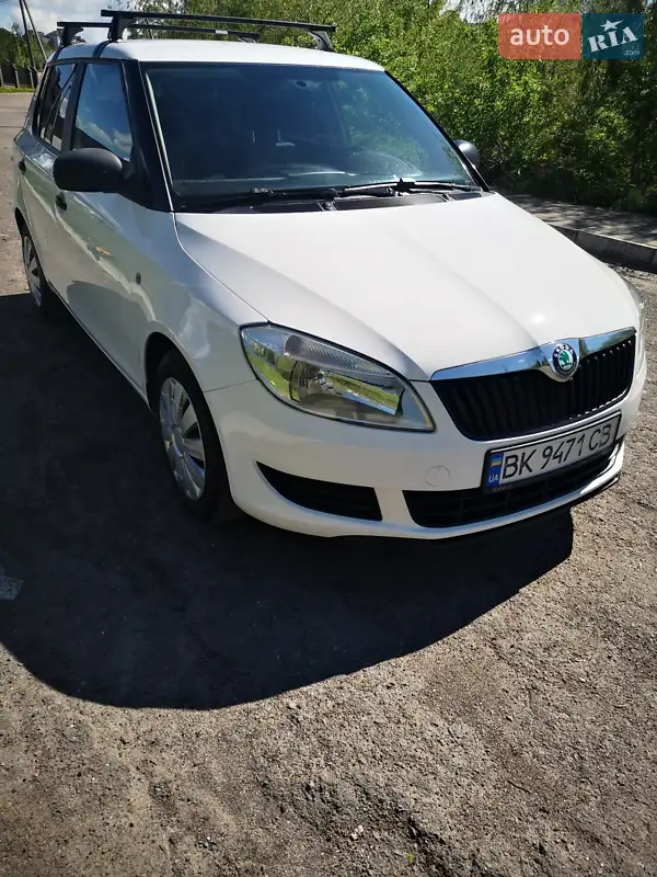 2012 skoda fabia