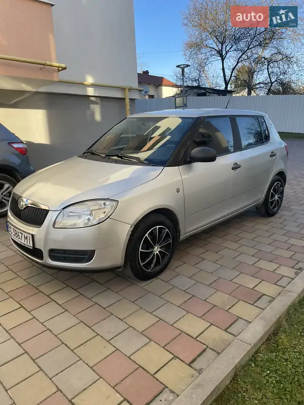 2009 skoda fabia