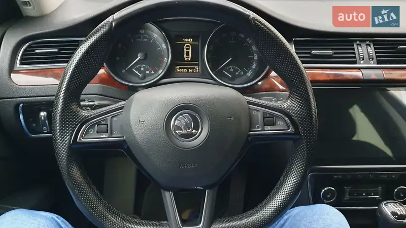 2008 skoda superb