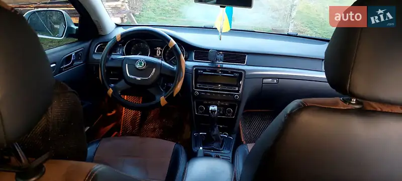 2012 skoda superb