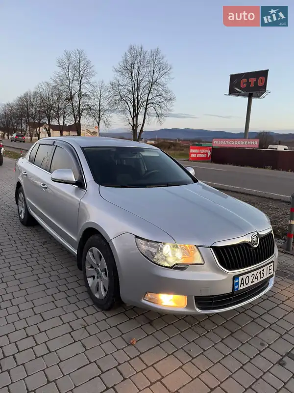 2010 skoda superb