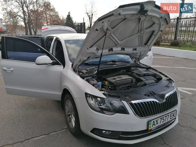 2013 skoda superb