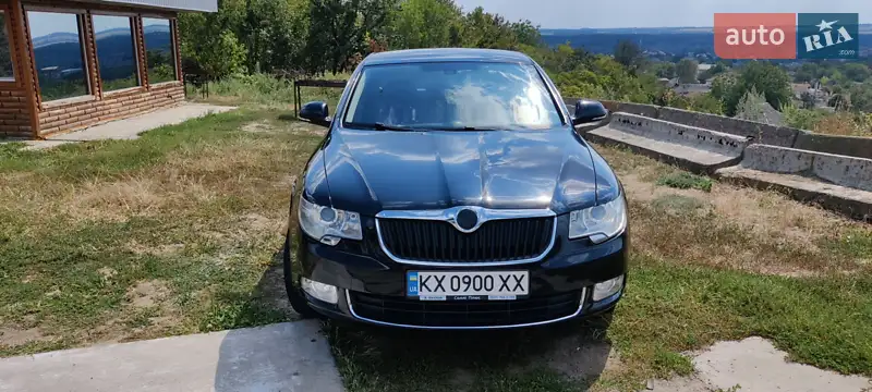 2010 skoda superb