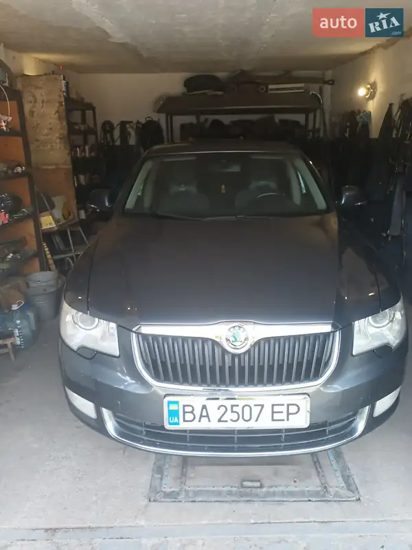 2009 skoda superb