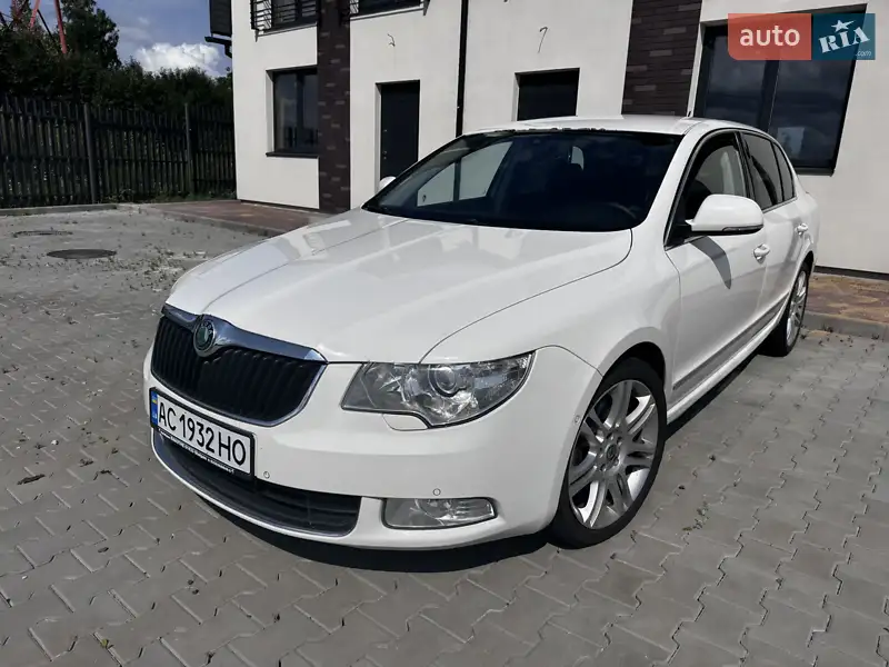 2009 skoda superb